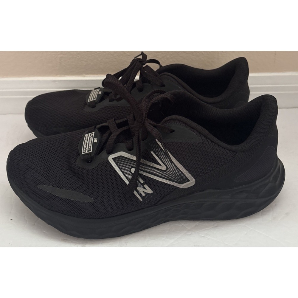 New Balance Men's Fresh Foam Arishi Slip Resistant Black Sneakers Sz 8.5